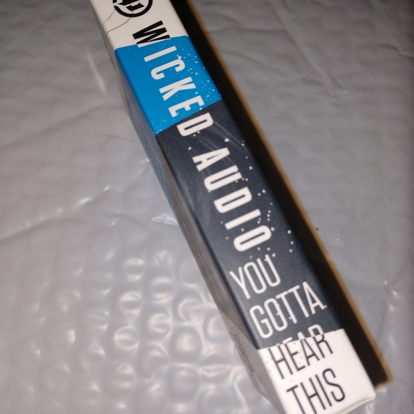 WICKED audio smart plug earbuds NEW in box, Never opened. - Picture 2 of 6